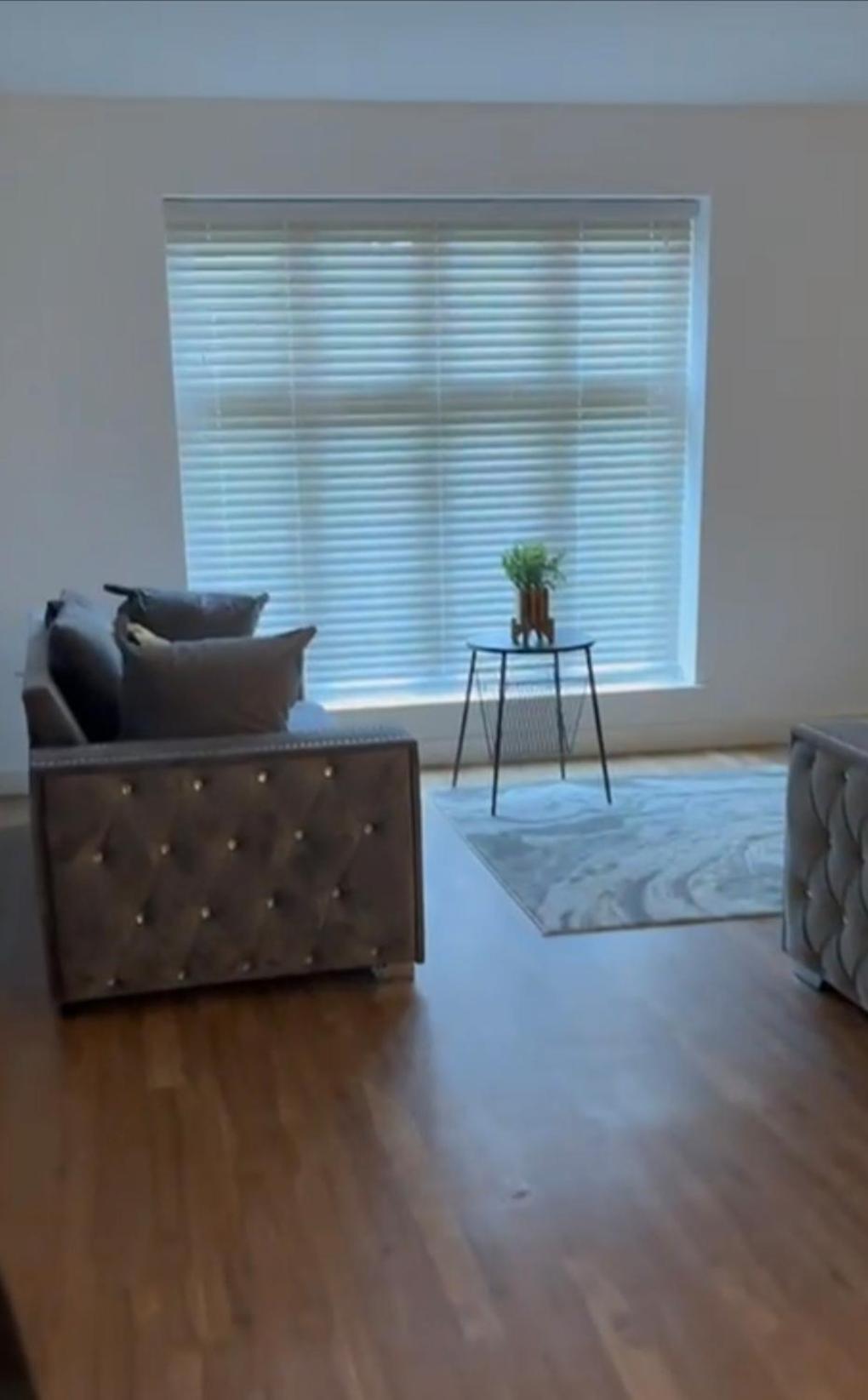 Cityflat B17 8 Apartment